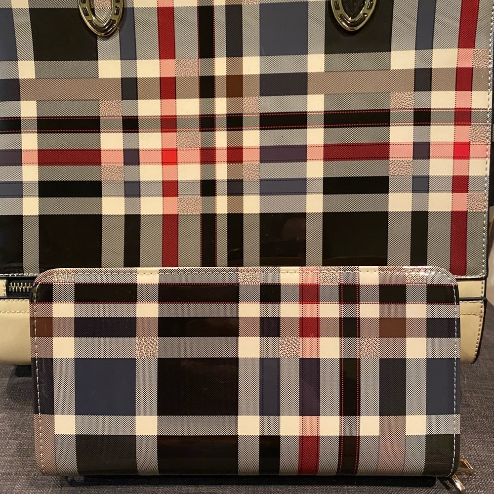 Shoulder bag + wallet set